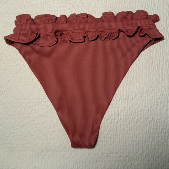Beach Riot Ruffled Bikini Bottom in Rust - Picture 2 of 3